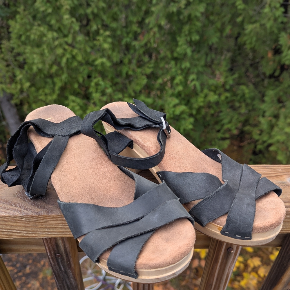 Toms Chunky Block Heel Wedge Sandals